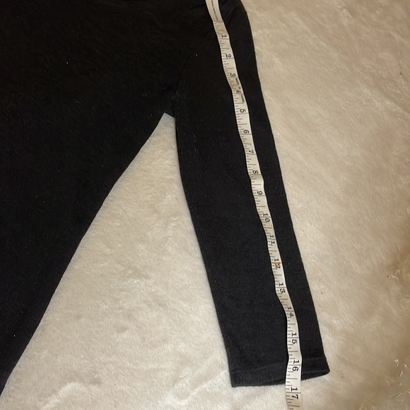 Arizona Jean Co. Black Long Sleeve with Lace Detail size M - Picture 8 of 9